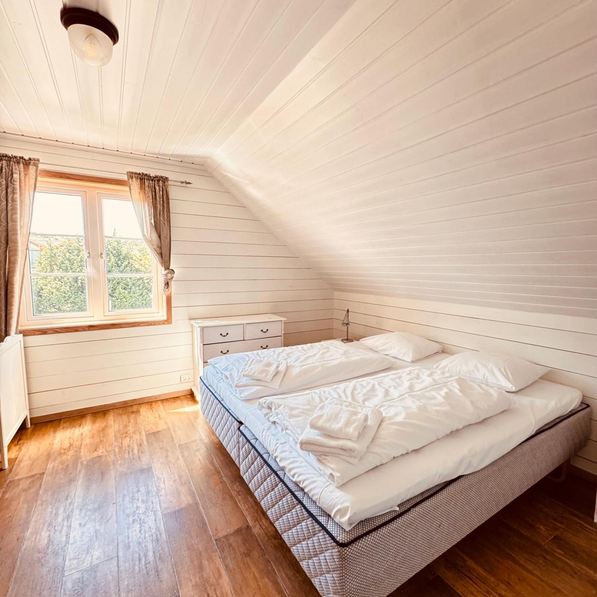 Sjoberg Hotell Og Ferie Leiligheter Østhusvik المظهر الخارجي الصورة